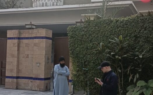 Defence kanal house for Sale!